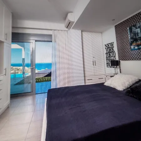 Villa Hiki 4bdr- Vlicha Bay